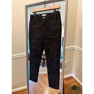 Social Standard‎ Camouflage Ankle Skinny Size 6